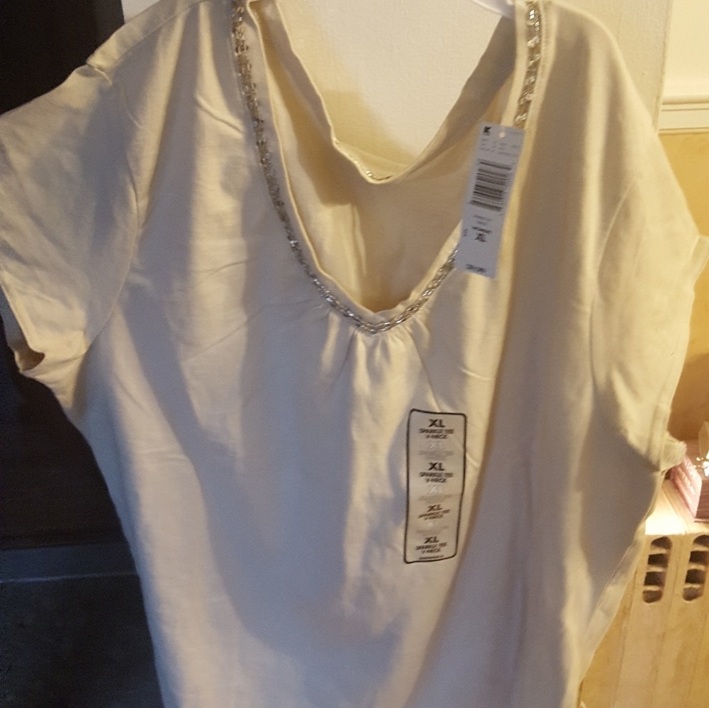 Ladies shirt